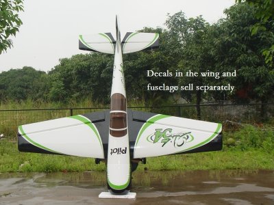 107" Yak 54 scale 35% (2 700 mm) 100ccm (zeleno/stříbrno/černá)