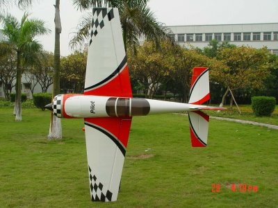 121" Yak 54 scale 37,5% (3 100 mm) 150ccm (červeno/bílá)