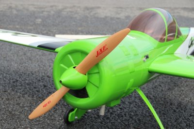 73" Yak 55M scale 22% (1 850 mm) 30ccm (zeleno/bílá)