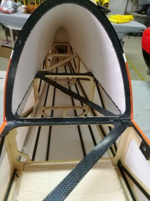 103" Extra 330LX 2600mm 120cc Žlutá