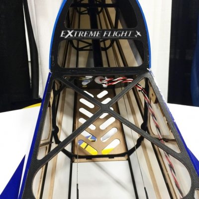 78" Extra 300 EXP V3 - Červená/Modrá/Žlutá 1,98m
