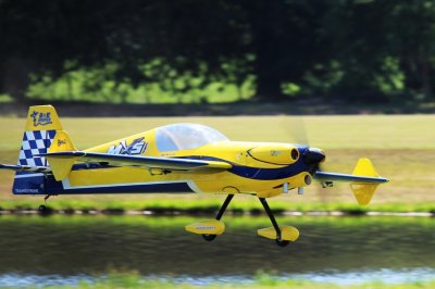 104" MXS EXP žlutá/modrá 2,64m