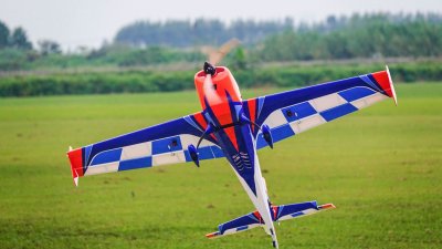 48" Extra 300 EXP V2 - Modrá/Oranžová/Bílá 1,21m
