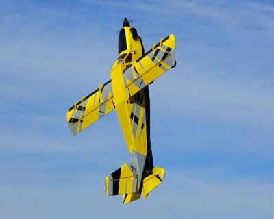 120" Turbo Bushmaster - žlutá/černá 3,06m