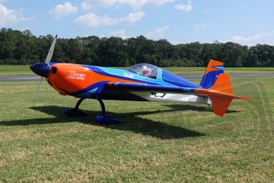 95" Extra 330S - Modrá/Bílá 2,41m