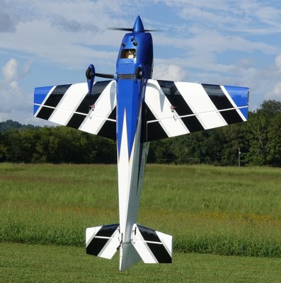 91" Extra 300 V2 EXP - Modrá/Bílá 2,31m