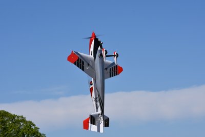 85" Edge 540 - Červená/Bílá 2,15m