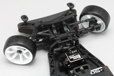 Yokomo YD-2S RWD stavebnice driftovacího podvozku, plastové šasi + uhlíkové šasi ZDARMA
