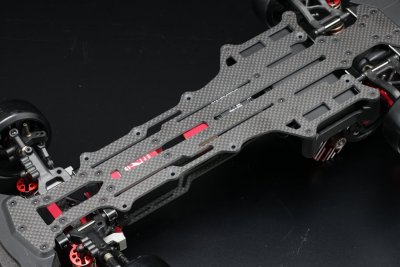 Yokomo YD-2ZXR RWD stavebnice driftovacího podvozku, uhlíkové šasi, červená verze