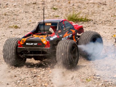 BULLET MT 3,0 RTR s 2,4GHz RC soupravou