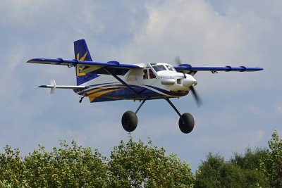 140" Turbo Bushmaster - Modrá/Bílá 3,51m