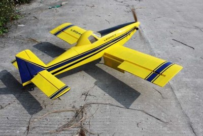 65" Turbo Duster - žlutá/modrá 1,65m