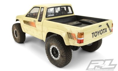 Karoserie čirá 1985 Toyota HiLux SR5, kabina s korbou 12.3" (313mm)