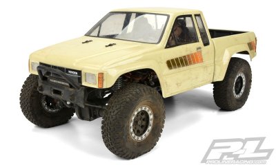 Karoserie čirá 1985 Toyota HiLux SR5, kabina s korbou 12.3" (313mm)