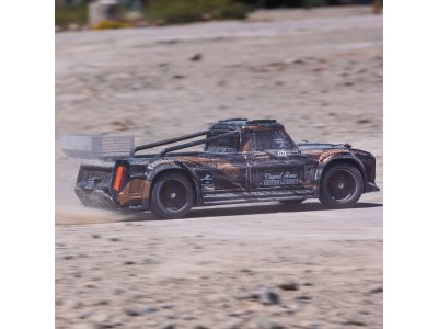 Arrma Infraction 3S BLX 1:8 RTR zlatá