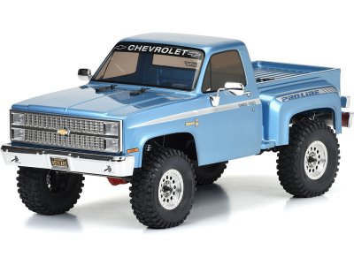 Axial SCX10 III Base Camp Chevrolet K10 1982 RTR