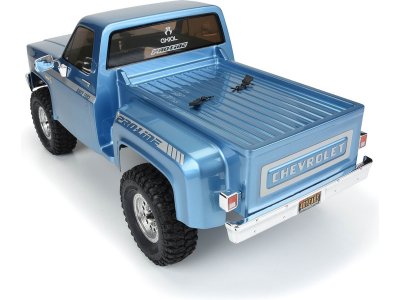 Axial SCX10 III Base Camp Chevrolet K10 1982 RTR