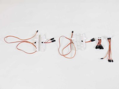 E-flite držák servo konektrorů: P-51D 1.5m