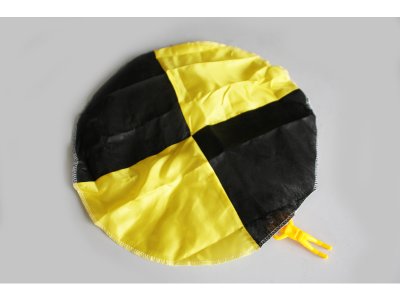 E-flite parašutista s padákem (3)