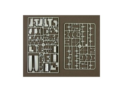 Italeri U.S.S. RONALD REAGAN CVN-76 (1:720)