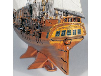 COREL Le Tonnant 1:50 kit