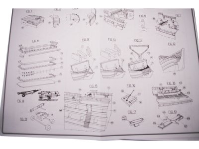 COREL Le Mirage 1:75 kit