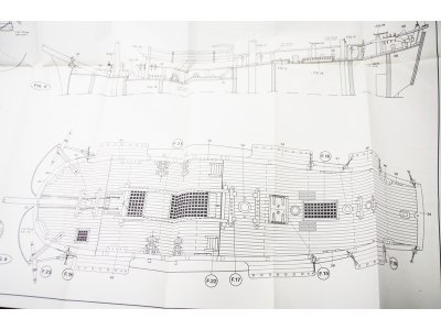 Mantua Model Endeavour 1:60 kit
