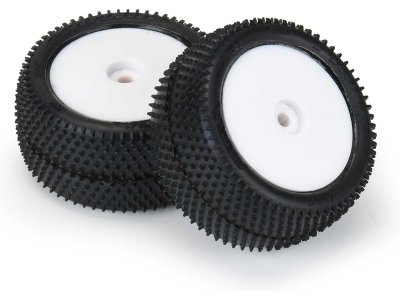 Pro-Line kolo 1:18, pneu Prism Carpet zadní, disk H8 bílý (2) (Losi Mini-B)