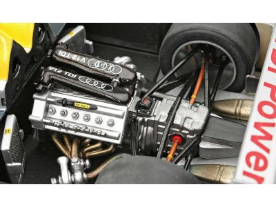 Revell Audi R10 TDI, 3D Puzzle (LeMans Racetrack) (1:24) (giftset)