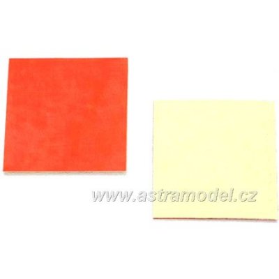 Traxxas oboustranná lepicí páska 25x25mm (2)