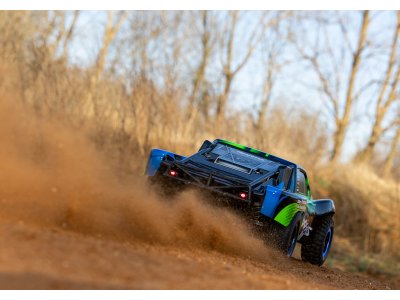 Traxxas Slash 1:10 RTR oranžový s LED osvětlením