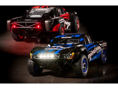 Traxxas Slash 1:10 RTR oranžový s LED osvětlením