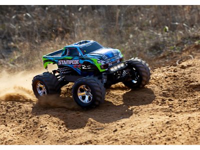 Traxxas Stampede 4WD 1:10 RTR modrý s LED osvětlením