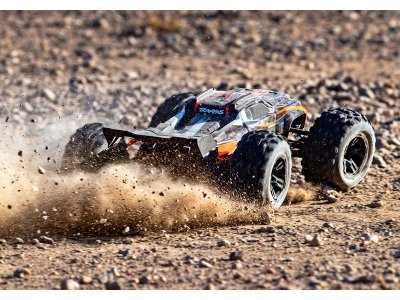 Traxxas Sledge 1:8 RTR oranžový
