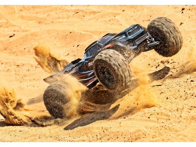 Traxxas Sledge 1:8 RTR oranžový