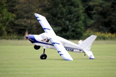 84 Turbo Bushmaster - Modrá/Bílá 2,13m