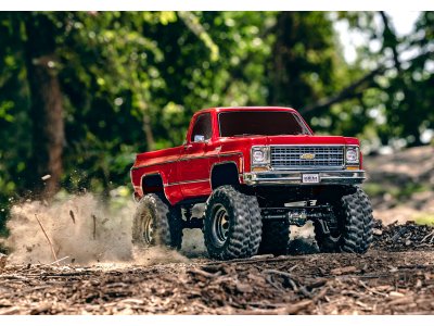 Traxxas TRX-4 Chevrolet K10 1979 TQi 1:10 RTR měděný