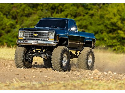 Traxxas TRX-4 Chevrolet K10 1979 TQi 1:10 RTR měděný
