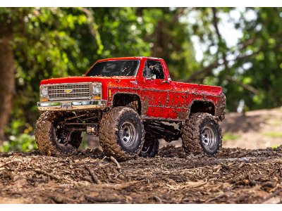 Traxxas TRX-4 Chevrolet K10 1979 TQi 1:10 RTR měděný