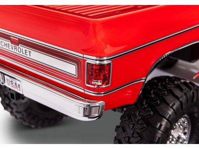 Traxxas TRX-4 Chevrolet K10 1979 TQi 1:10 RTR měděný