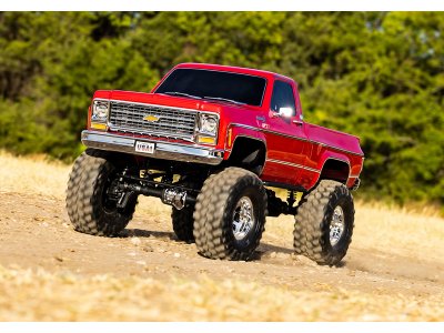 Traxxas TRX-4 Chevrolet K10 1979 TQi 1:10 RTR měděný
