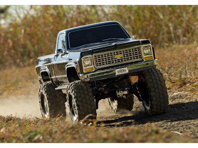 Traxxas TRX-4 Chevrolet K10 1979 TQi 1:10 RTR měděný
