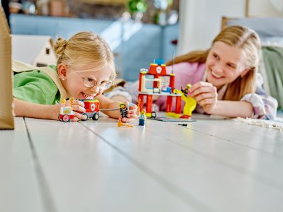 LEGO City - Hasičská stanice a auto hasičů
