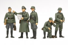 Tamiya 35298 Ger. Comander