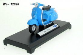 Vespa 1970 150ccm blue 1:18