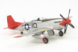 Tamiya 25148 P-51D  Mustang